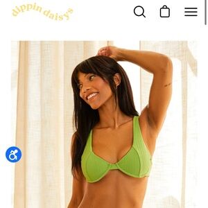 NWT dipping daisy bikini